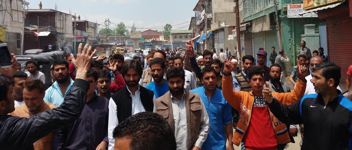 Custodial killing in broad day light at Sarai Bala shows real face of India, its Kashmiri stooges: Malik